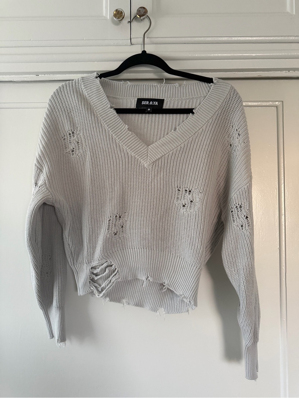 SER.O.YA White Distressed V-Neck Knit Sweater